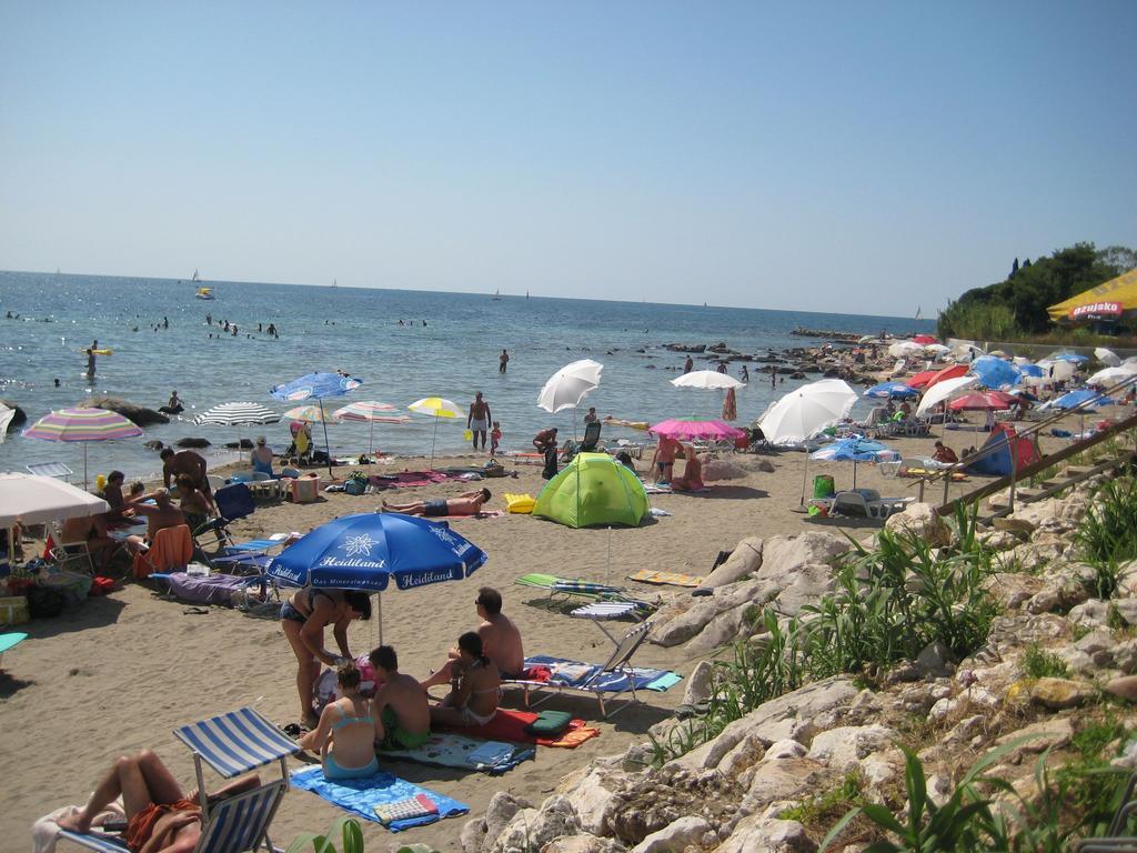 Apartments Fuchs Umag Exterior foto